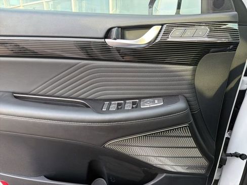 Used 2024 Hyundai Palisade Calligraphy image 14