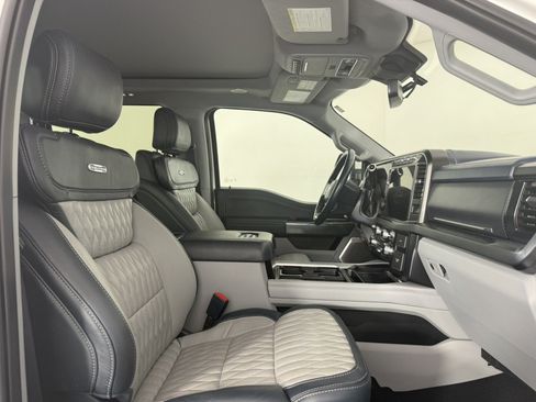 Certified 2023 Ford F450 Limited AWD/4WD image 10
