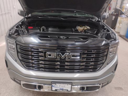 Used 2023 GMC Sierra 1500 Denali Ultimate image 7