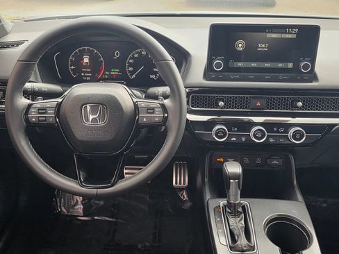 Used 2025 Honda Civic Sport image 17