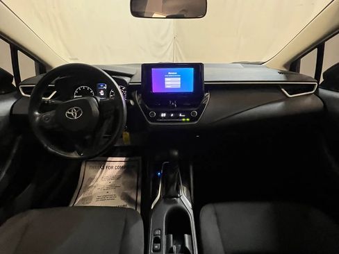 Used 2023 Toyota Corolla LE FWD image 13