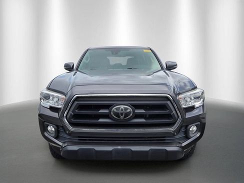 Used 2022 Toyota Tacoma SR5 w/ Technology Package RWD image 6
