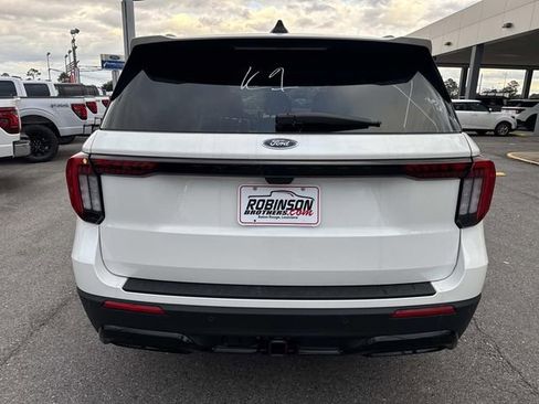 New 2026 Ford Explorer ST-Line image 6