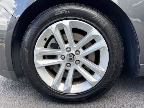 Used 2015 Lincoln MKS AWD w/ Equipment Group 101A image 28