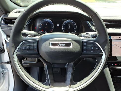 New 2026 Jeep Grand Cherokee L 4WD image 11