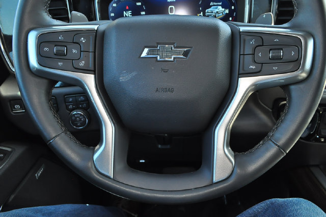 Used 2025 Chevrolet Silverado 1500 RST AWD/4WD image 29