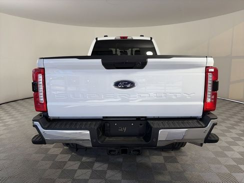 Certified 2023 Ford F350 XLT w/ 360-Degree Camera Package image 6