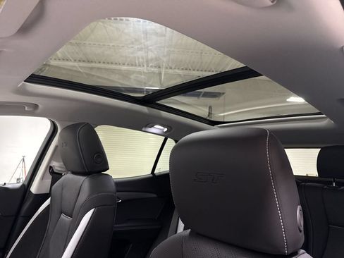 New 2026 Buick Envision Sport Touring AWD/4WD image 19