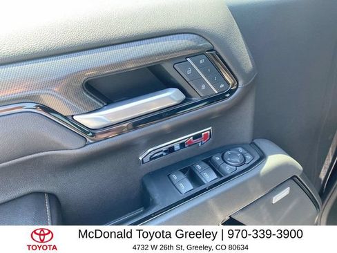 Used 2023 GMC Sierra 1500 AT4 w/ AT4 Premium Package AWD/4WD image 13