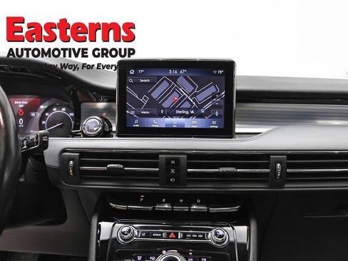 Used 2022 Lincoln Corsair AWD w/ Premium Package image 12