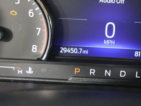 Used 2024 Ford Explorer XLT w/ Equipment Group 202A AWD/4WD image 44