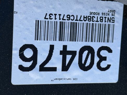 Used 2026 Nissan Rogue SV image 31