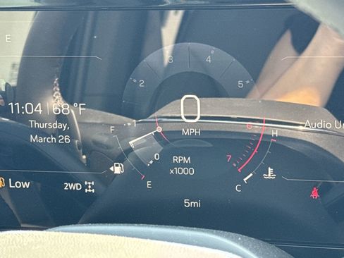 Used 2026 GMC Yukon Denali w/ Sun & Power Step Package AWD/4WD image 22