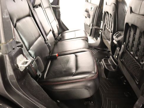 Used 2021 Jeep Wrangler Unlimited Rubicon image 15