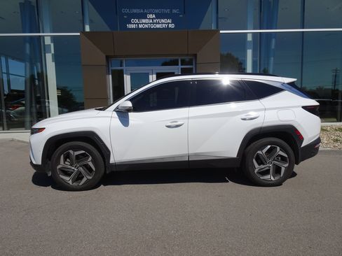 Used 2023 Hyundai Tucson Limited AWD/4WD image 2
