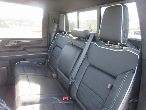 New 2026 GMC Sierra 2500 AT4X w/ AT4X AEV Edition image 15