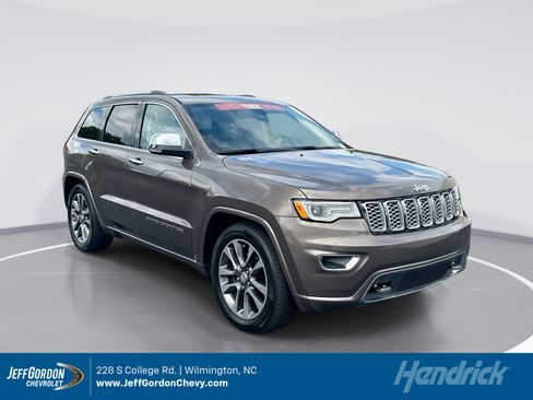 Used 2017 Jeep Grand Cherokee Overland AWD/4WD image 1