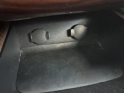 Used 2017 Nissan Pathfinder Platinum w/ Family Entertainment Package image 41