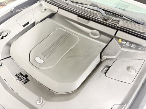 Used 2024 Cadillac Lyriq Luxury w/ LPO, Floor Liner Package image 29