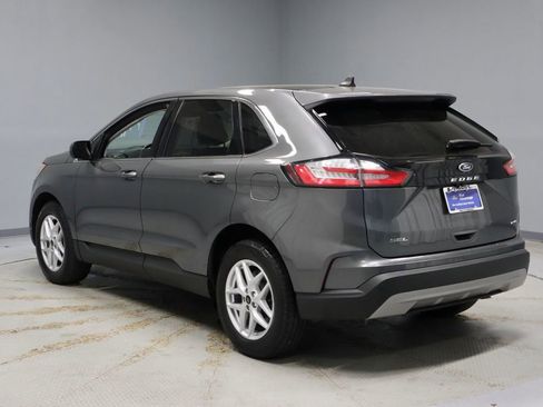 Used 2023 Ford Edge SEL w/ Convenience Package AWD/4WD image 10
