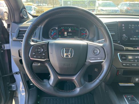Used 2022 Honda Pilot TrailSport image 30