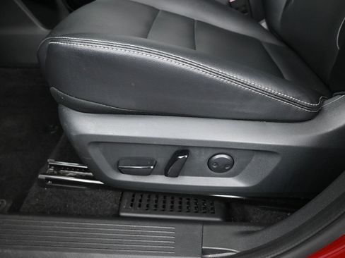 Certified 2023 Nissan Rogue SL w/ SL Premium Package FWD image 10