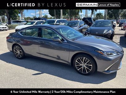 Used 2023 Lexus ES 300h w/ Premium Package