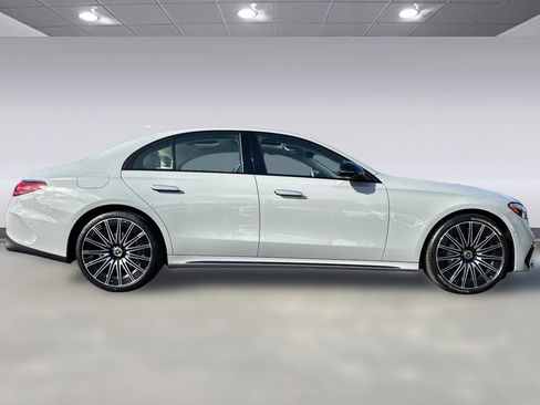 Used 2026 Mercedes-Benz E 350 Sedan image 8