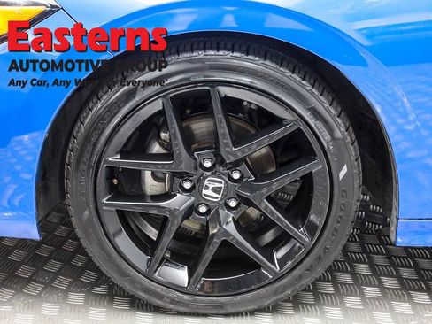 Used 2022 Honda Civic Sport image 28