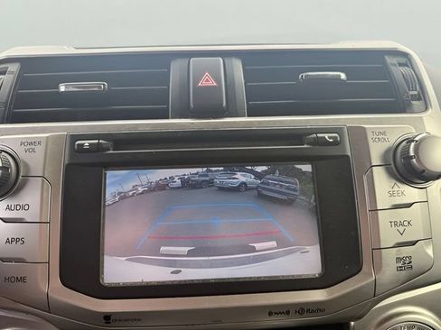 Used 2016 Toyota 4Runner SR5 Premium AWD/4WD image 17