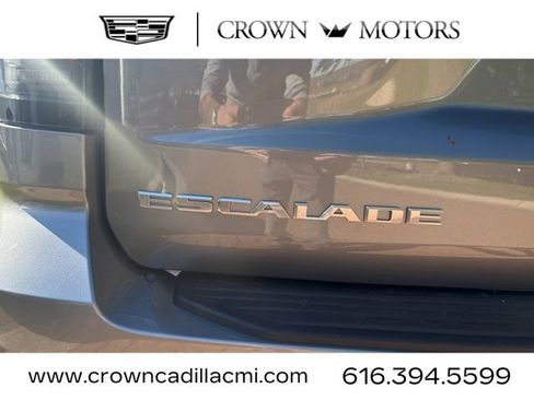 New 2026 Cadillac Escalade ESV Sport w/ Touring Package image 7
