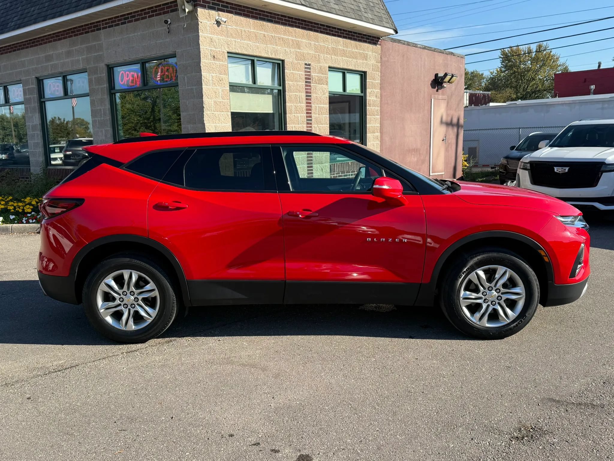 Used 2021 Chevrolet Blazer LT AWD/4WD image 4