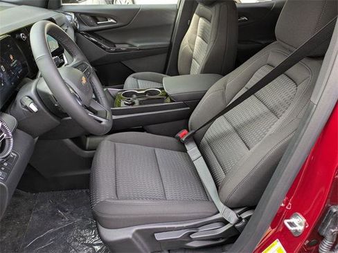 New 2026 Chevrolet Equinox LT image 11