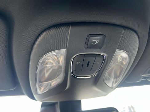 Used 2026 Jeep Compass Limited AWD/4WD image 32