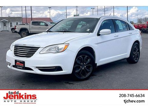 Used 2014 Chrysler 200 LX FWD image 1