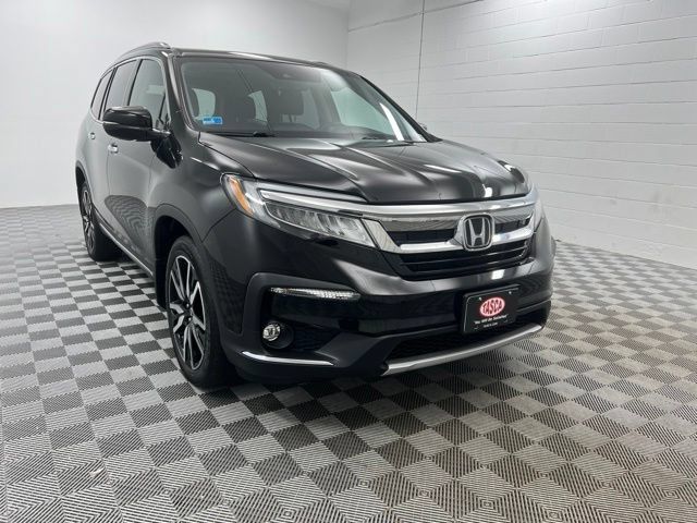 Used 2020 Honda Pilot Touring image 1