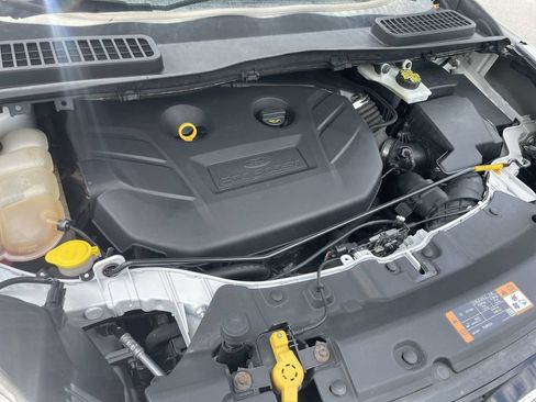 Used 2016 Ford Escape Titanium AWD/4WD image 16
