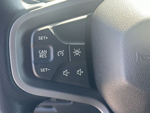Used 2022 Ford Bronco Black Diamond AWD/4WD image 18