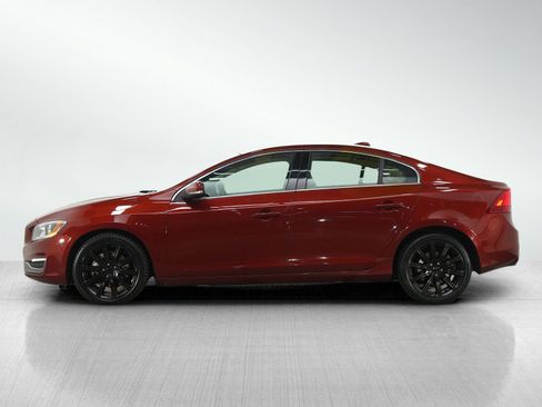 Used 2016 Volvo S60 T5 Premier w/ Climate Package image 2