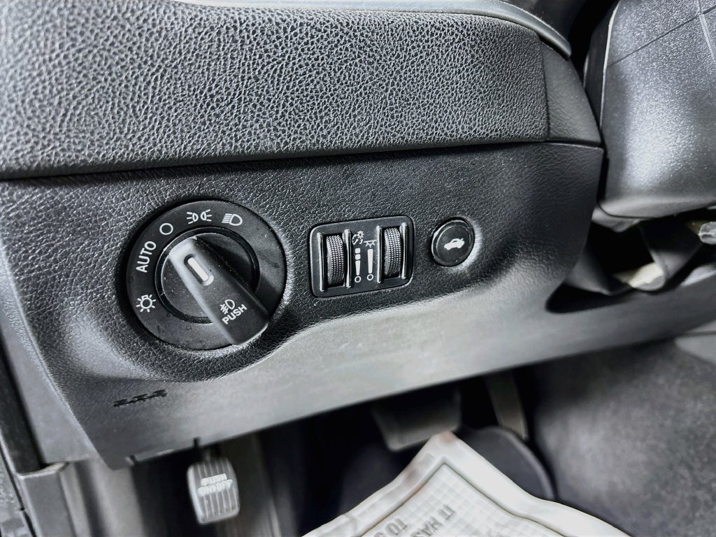 Used 2022 Dodge Charger GT RWD image 10