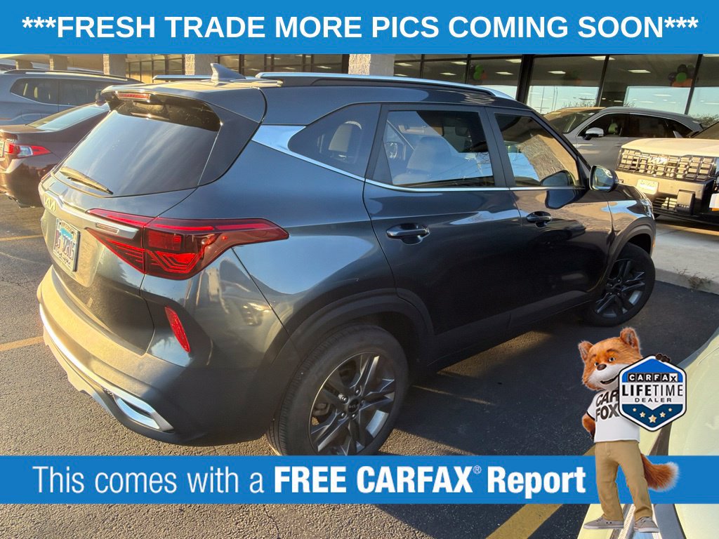 Used 2023 Kia Seltos S w/ Navigation Package FWD image 4