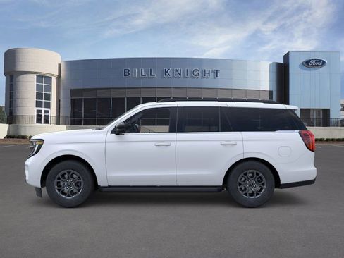 New 2026 Ford Expedition Active image 4
