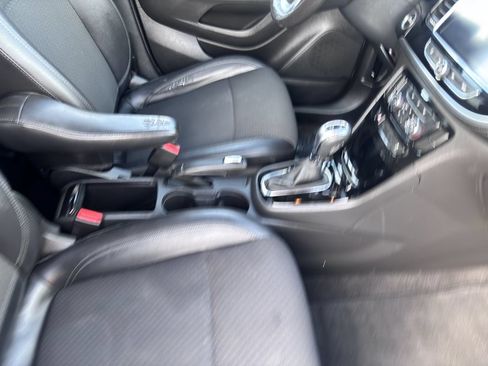 Used 2019 Buick Encore Sport Touring w/ Safety Package AWD/4WD image 27