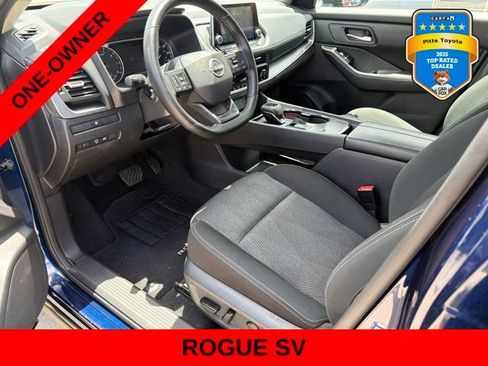 Used 2025 Nissan Rogue SV FWD image 14