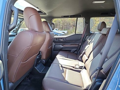 Used 2025 Toyota Land Cruiser image 8