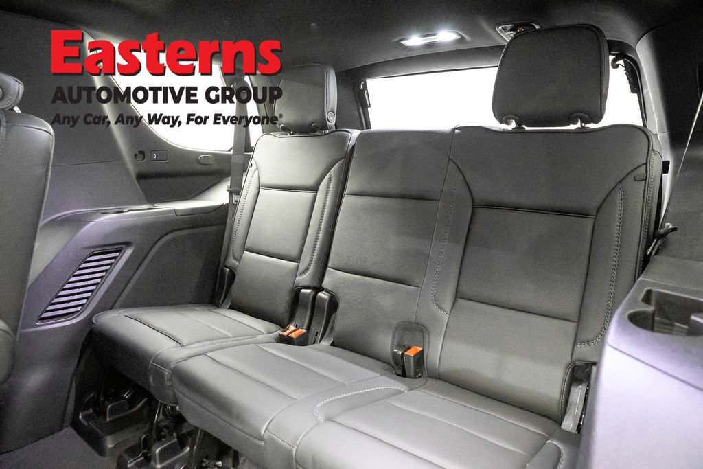 Used 2025 GMC Yukon Denali AWD/4WD image 31