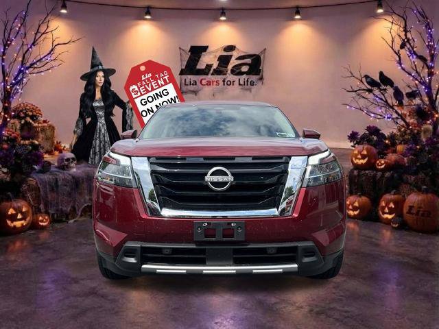 Certified 2023 Nissan Pathfinder Platinum AWD/4WD image 5