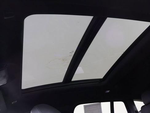 Used 2021 BMW X4 M40i image 23