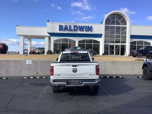 Used 2022 RAM 1500 Limited w/ Bed Utility Group image 6