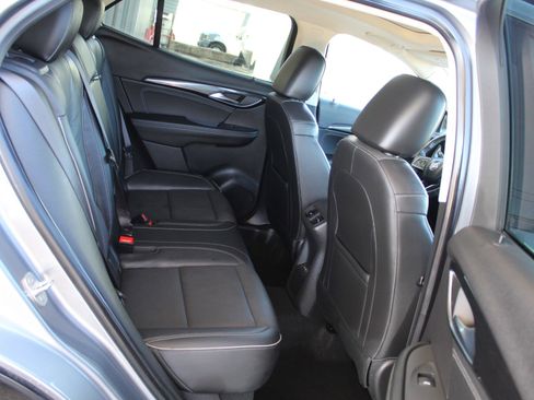 Used 2021 Buick Envision Essence w/ Sport Touring Package FWD image 19